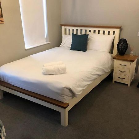 Beautiful Historic 1870 Home Fully Renovated & Modernised 벨파스트 외부 사진