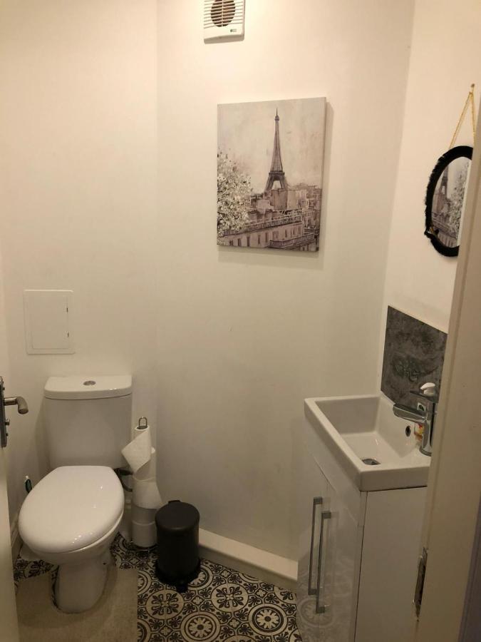 Beautiful Historic 1870 Home Fully Renovated & Modernised 벨파스트 외부 사진